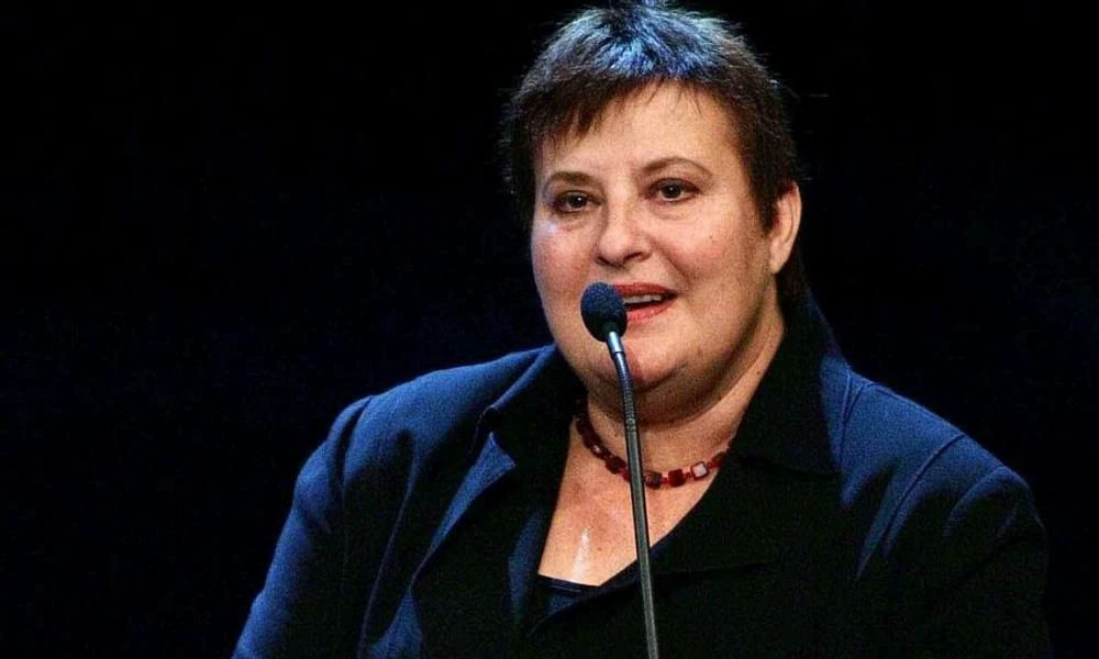 Κορονοϊός: "Νίκησε" την σπουδαία ενδυματολόγο, Ιουλία Σταυρίδου